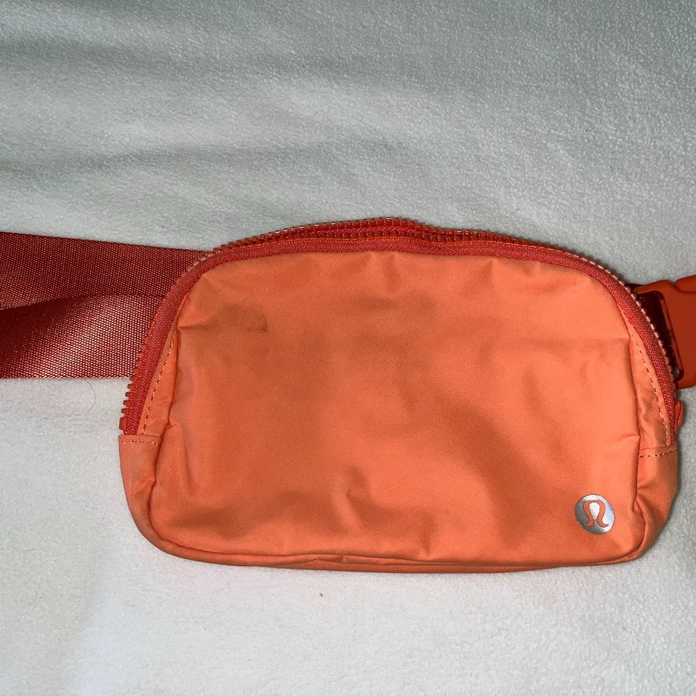 Lululemon Everywhere Belt Bag (Fanny pack)